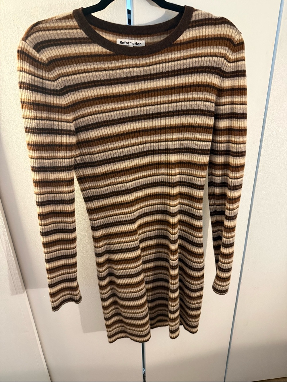 Cashmere Reformation Striped Crewneck Ribbed Sweater in Brown and Cream